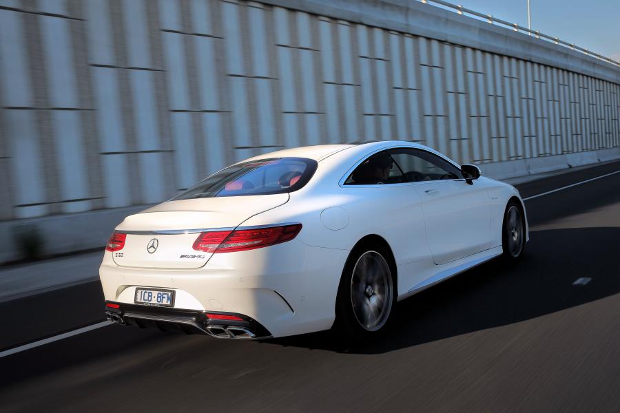  Mercedes-Benz S63 AMG Coupe 2015 года  (AU) (фото 6 из 17)